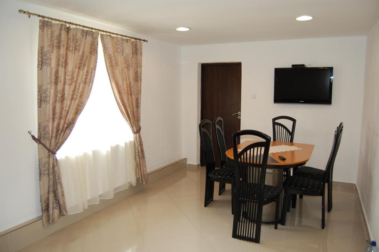 Vila Tadi Villa Avrig Ngoại thất bức ảnh